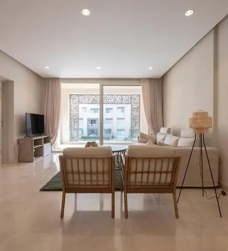 Daire Newly Furnished & Bright 2br Apt: Mangroovy *