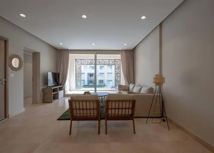 Daire Newly Furnished & Bright 2br Apt: Mangroovy